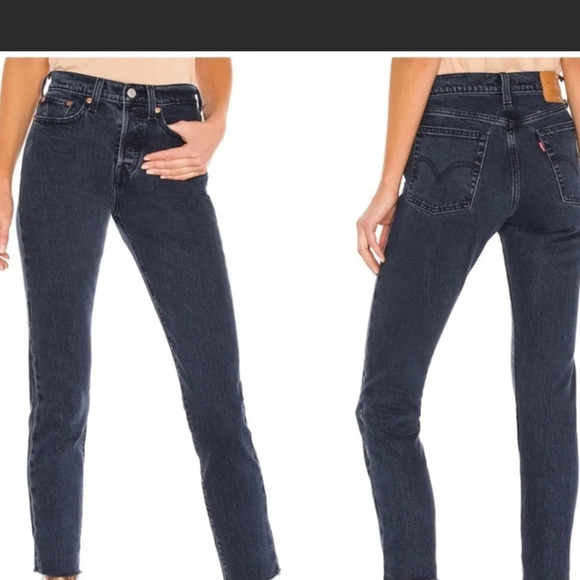 Levi's High Rise Button Fly Wedgie Fit Jean Premium Denim Size 24 - Picture 1 of 8